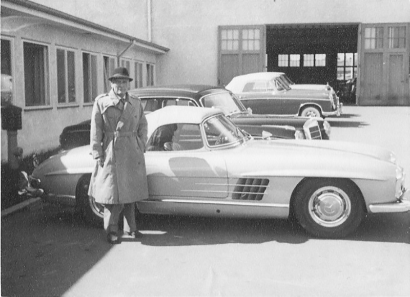 Illustration for article titled This Is How You Bought A 300SL Roadster In 1957